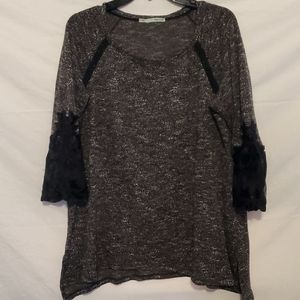 Scoop neck Sweater 3/4 Length Lace Sleeve Detail